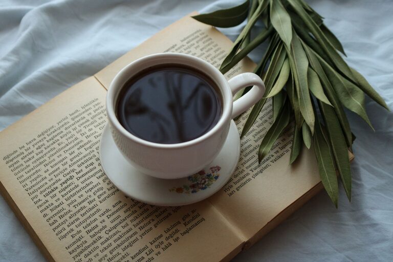 Simple Ways to Make Mornings More Mindful